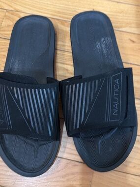 Nautica Black Slide Sandals with Subtle Stripe Detail